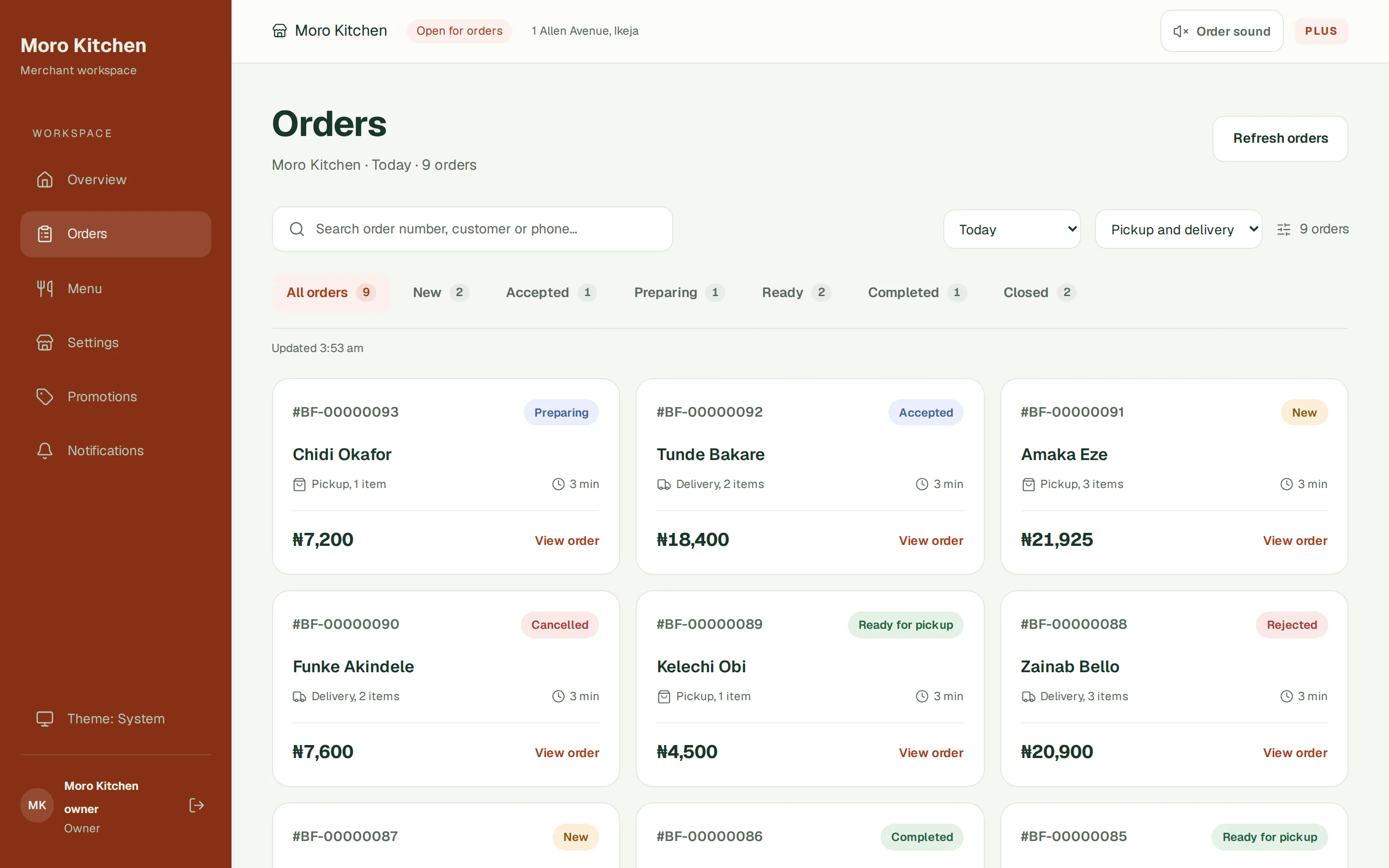 The Bountiflow orders board showing today's orders as cards, each with its status, customer and total